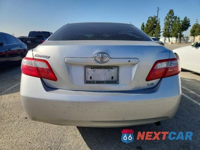 Zdjęcie 6 z 11 samochodu: 2009 TOYOTA CAMRY LE VIN:4T4BE46K49R092022 - miniatura
