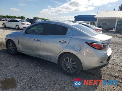 Drugie zdjęcie samochodu z przodu: 2019 TOYOTA YARIS LE VIN:3MYDLBYV7KY521733 - miniatura