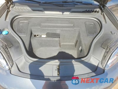 Zdjęcie 12 z 13 samochodu: 2024 PORSCHE MACAN 4 VIN:WP1AA2XA0RL001362 - miniatura