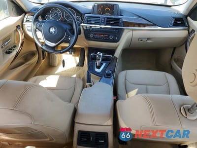 Zdjęcie 8 z 12 samochodu: 2015 BMW 328 I SULEV VIN:WBA3C1C54FP852088 - miniatura