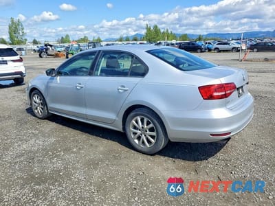 Drugie zdjęcie samochodu z przodu: 2015 VOLKSWAGEN JETTA SE VIN:3VWD17AJ5FM283027 - miniatura