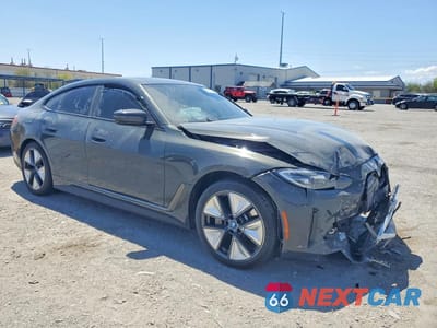 Czwarte zdjęcie samochodu z boku: 2023 BMW I4 EDRIVE 35 VIN:WBY43AW08PFP82088 - miniatura