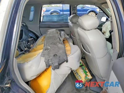 Zdjęcie 10 z 12 samochodu: 1997 LINCOLN TOWN CAR EXECUTIVE VIN:1LNLM81W5VY742868 - miniatura