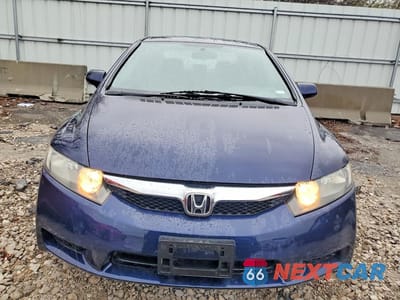 Piąte zdjęcie samochodu w środku: 2010 HONDA CIVIC LX VIN:19XFA1F5XAE048551 - miniatura