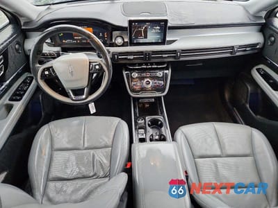 Zdjęcie 8 z 13 samochodu: 2021 LINCOLN CORSAIR RESERVE VIN:5LMCJ2D98MUL13934 - miniatura