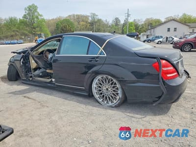 Drugie zdjęcie samochodu z przodu: 2013 MERCEDES-BENZ S 550 4MATIC VIN:WDDNG9EB3DA502216 - miniatura