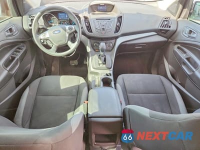 Zdjęcie 8 z 12 samochodu: 2015 FORD ESCAPE S VIN:1FMCU0F78FUA61082 - miniatura