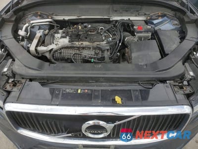 Zdjęcie 12 z 12 samochodu: 2019 VOLVO XC60 T5 VIN:LYV102RK6KB232600 - miniatura