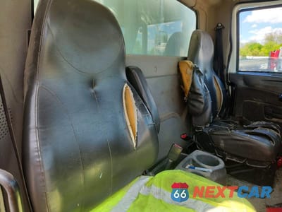 Zdjęcie 6 z 10 samochodu: 2017 INTERNATIONAL 4400 UTILITY / SERVICE TRUCK VIN:1HTMKSTN7HH722256 - miniatura