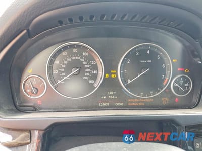Zdjęcie 9 z 13 samochodu: 2017 BMW X5 XDRIVE50I VIN:5UXKR6C55H0J83785 - miniatura