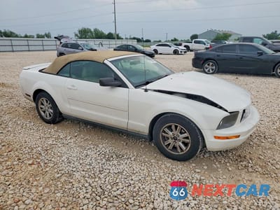 Czwarte zdjęcie samochodu z boku: 2008 FORD MUSTANG VIN:1ZVHT84N585204691 - miniatura