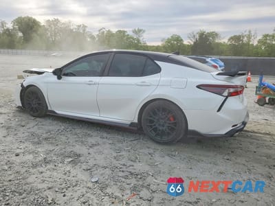 Drugie zdjęcie samochodu z przodu: 2023 TOYOTA CAMRY TRD VIN:4T1KZ1AK1PU079195 - miniatura