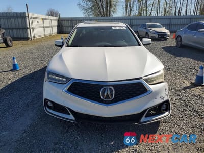 Piąte zdjęcie samochodu w środku: 2018 ACURA TLX TECH VIN:19UUB3F59JA001855 - miniatura