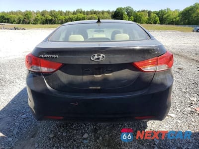 Zdjęcie 6 z 12 samochodu: 2012 HYUNDAI ELANTRA GLS VIN:5NPDH4AE0CH151178 - miniatura