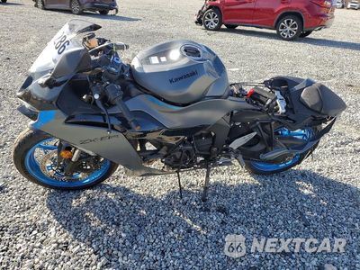 Trzecie zdjęcie samochodu z tyłu: 2026 KAWASAKI ZX636 K VIN:JKBZXJJ1XTA044494 - miniatura