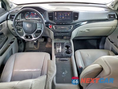 Zdjęcie 8 z 12 samochodu: 2020 HONDA PILOT TOURING VIN:5FNYF5H64LB012746 - miniatura