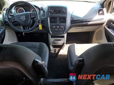 Zdjęcie 8 z 13 samochodu: 2015 DODGE GRAND CARAVAN SE VIN:2C4RDGBG2FR691402 - miniatura