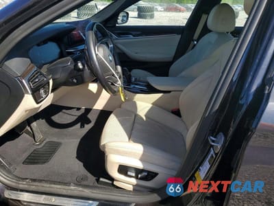 Zdjęcie 7 z 12 samochodu: 2021 BMW 530 XI VIN:WBA13BJ0XMWX05040 - miniatura