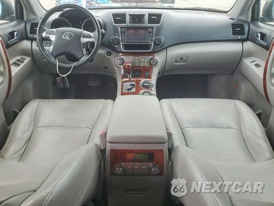 Zdjęcie 8 z 12 samochodu: 2013 TOYOTA HIGHLANDER LIMITED VIN:5TDYK3EH0DS115455 - miniatura