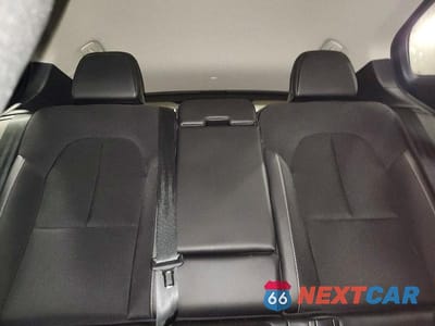 Zdjęcie 10 z 13 samochodu: 2020 VOLVO XC40 T5 MOMENTUM VIN:YV4162UK5L2323704 - miniatura