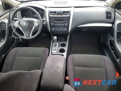 Zdjęcie 8 z 12 samochodu: 2013 NISS ALTIMA 2.5 VIN:1N4AL3AP8DN585062 - miniatura