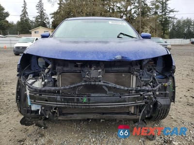 Piąte zdjęcie samochodu w środku: 2018 NISSAN ROGUE S VIN:JN8AT2MV2JW301854 - miniatura