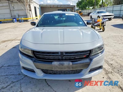 Piąte zdjęcie samochodu w środku: 2022 DODGE CHARGER SXT VIN:2C3CDXBG4NH231298 - miniatura