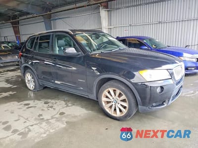 Czwarte zdjęcie samochodu z boku: 2014 BMW X3 XDRIVE28I VIN:5UXWX9C58E0D29412 - miniatura