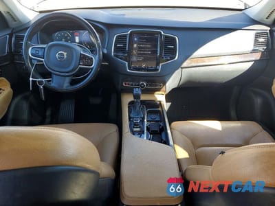 Zdjęcie 8 z 14 samochodu: 2016 VOLVO XC90 T6 VIN:YV4A22PK6G1021079 - miniatura