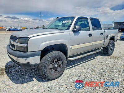 2005 CHEVROLET SILVERADO K1500 2GCEK13T451396196 - główne zdjęcie licytacji z USA - miniatura
