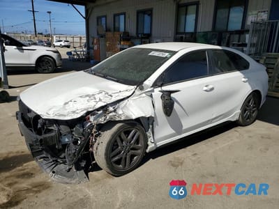 2021 KIA FORTE GT LINE 3KPF34AD9ME318772 - główne zdjęcie licytacji z USA - miniatura