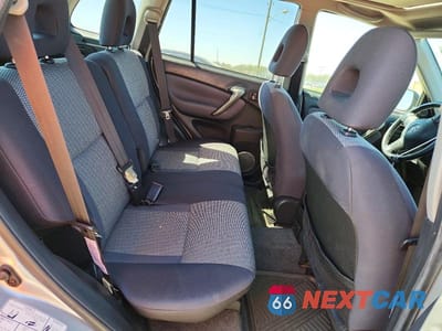 Zdjęcie 11 z 13 samochodu: 2004 TOYOTA RAV4 BASE VIN:JTEHD20V246022093 - miniatura