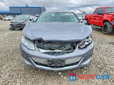 Piąte zdjęcie samochodu w środku: 2018 CHEVROLET VOLT LT VIN:1G1RC6S59JU142568 - miniatura