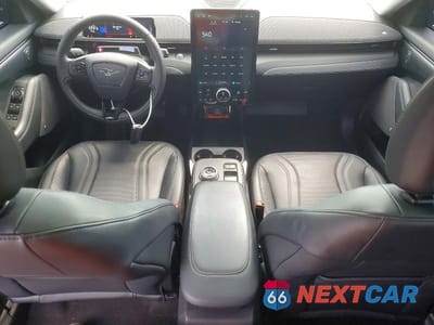 Zdjęcie 8 z 13 samochodu: 2021 FORD MUSTANG MACH-E PREMIUM VIN:3FMTK3SU5MMA58497 - miniatura