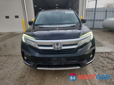 Piąte zdjęcie samochodu w środku: 2019 HONDA PILOT TOURING VIN:5FNYF6H61KB078773 - miniatura