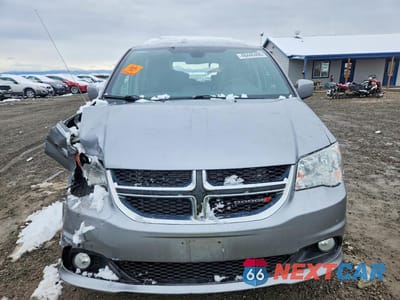 Piąte zdjęcie samochodu w środku: 2019 DODGE GRAND CARAVAN SXT VIN:2C4RDGCG0KR693481 - miniatura
