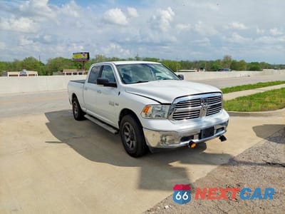2017 RAM 1500 SLT 1C6RR6TT3HS786373 - główne zdjęcie licytacji z USA - miniatura