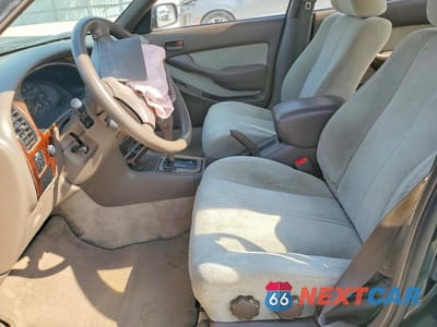 Zdjęcie 7 z 12 samochodu: 1994 TOYOTA CAMRY LE VIN:JT2SK12E9R0250330 - miniatura