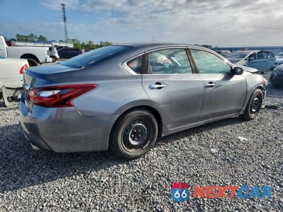Trzecie zdjęcie samochodu z tyłu: 2016 NISSAN ALTIMA 2.5 S VIN:1N4AL3AP3GC134797 - miniatura