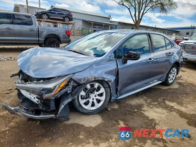 2021 TOYOTA COROLLA LE 5YFEPMAE7MP193603 - główne zdjęcie licytacji z USA - miniatura