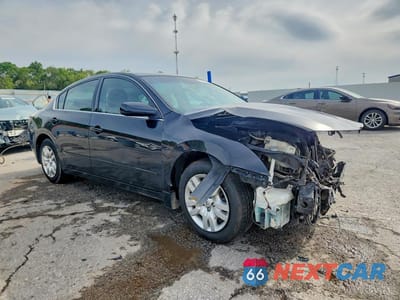 Czwarte zdjęcie samochodu z boku: 2010 NISSAN ALTIMA 2.5 VIN:1N4AL2AP7AN506230 - miniatura