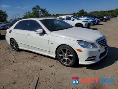 Czwarte zdjęcie samochodu z boku: 2012 MERCEDES-BENZ E 350 4MATIC VIN:WDDHF8JB9CA654063 - miniatura