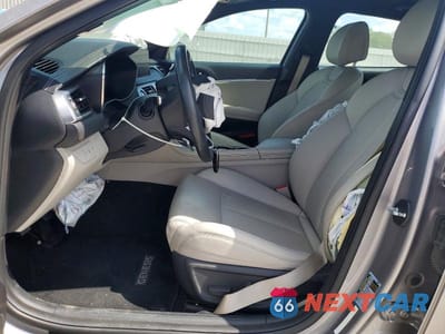 Zdjęcie 7 z 12 samochodu: 2022 GENESIS G70 2.0T VIN:KMTG34TA5NU094671 - miniatura