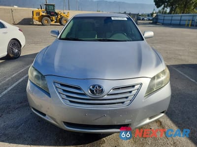 Piąte zdjęcie samochodu w środku: 2009 TOYOTA CAMRY LE VIN:4T4BE46K49R092022 - miniatura