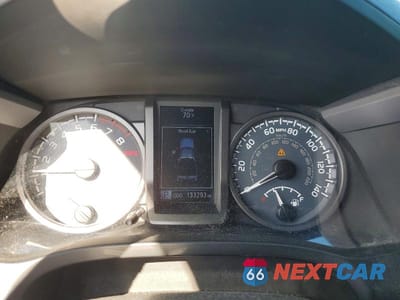 Zdjęcie 9 z 12 samochodu: 2019 TOYOTA TACOMA TRD SPORT VIN:3TMBZ5DN2KM023071 - miniatura