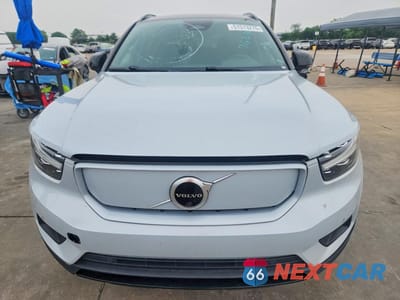 Piąte zdjęcie samochodu w środku: 2022 VOLVO XC40 P8 RECHARGE PLUS VIN:YV4ED3UR5N2762365 - miniatura