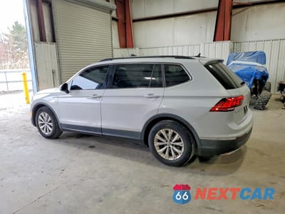 Drugie zdjęcie samochodu z przodu: 2018 VOLKSWAGEN TIGUAN SE VIN:3VV3B7AX2JM083829 - miniatura