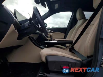 Zdjęcie 7 z 14 samochodu: 2025 BMW X1 XDRIVE28I VIN:WBX73EF07S5158418 - miniatura