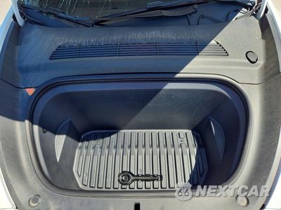 Zdjęcie 11 z 13 samochodu: 2023 TESLA MODEL Y VIN:7SAYGDEE6PA080071 - miniatura