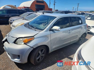 2013 SCION XD BASE JTKKUPB41D1037315 - główne zdjęcie licytacji z USA - miniatura